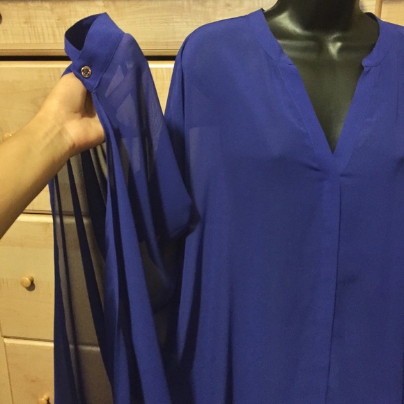 NWT Marciano Chiffon Blouse XS/S - Picture 7 of 8